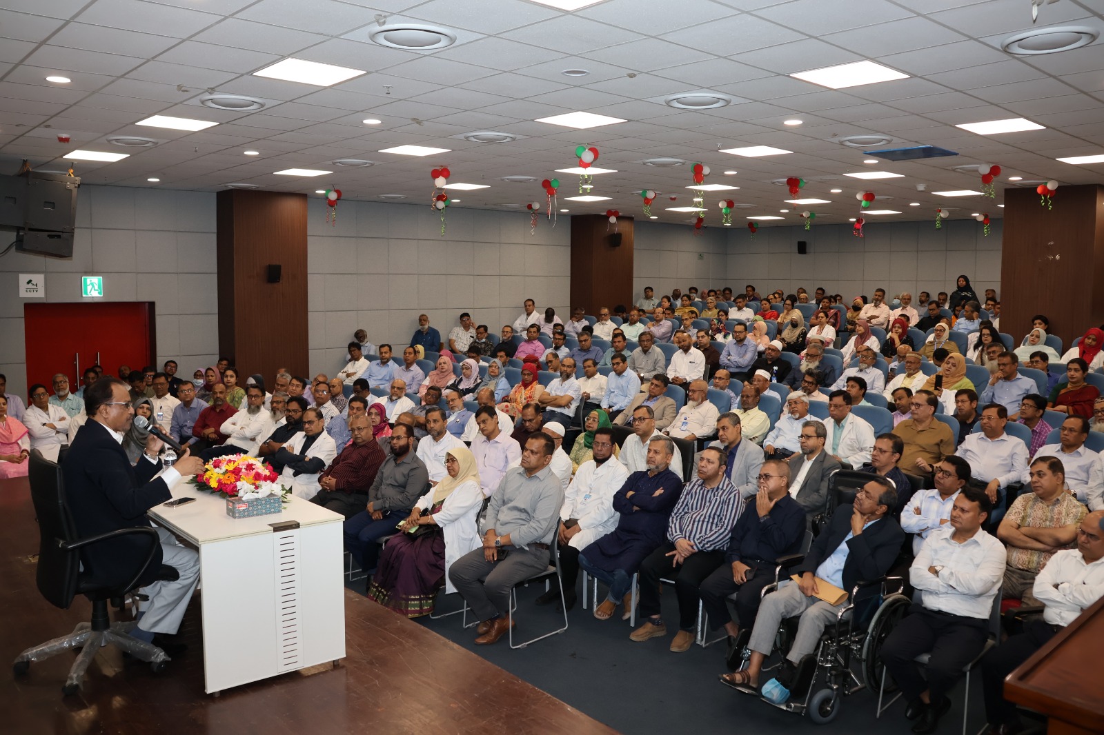 BMU’s newly appointed Vice Chancellor interacts with teachers and visit to the state-of-the-art AI-based robotic rehabilitation center