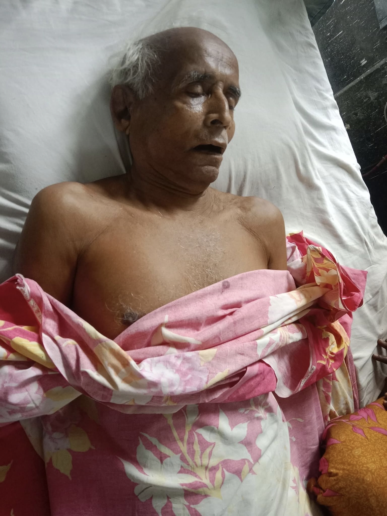 Elder brother dies after being hit by younger brother in Paikgachha