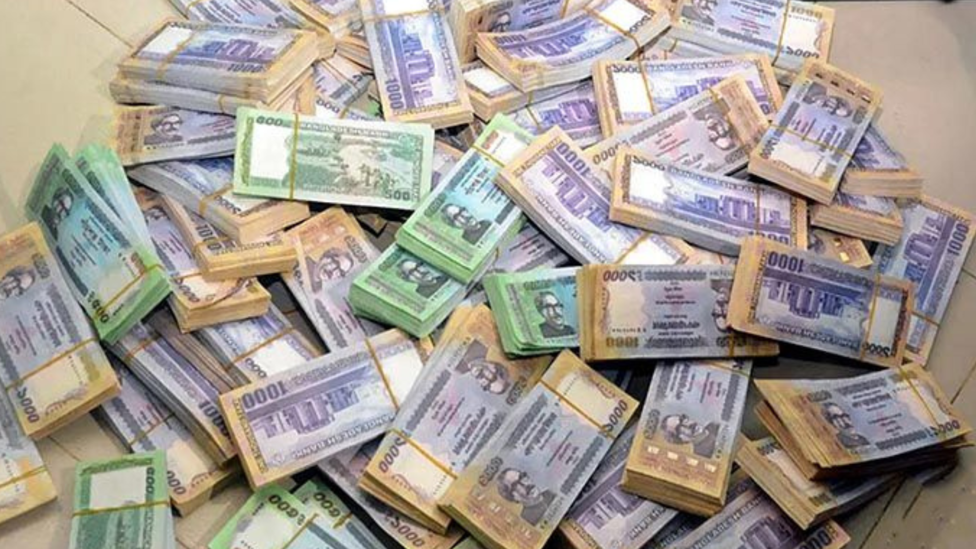 Fake notes are spreading in Eid markets and animal markets, a group is also active in Rajshahi