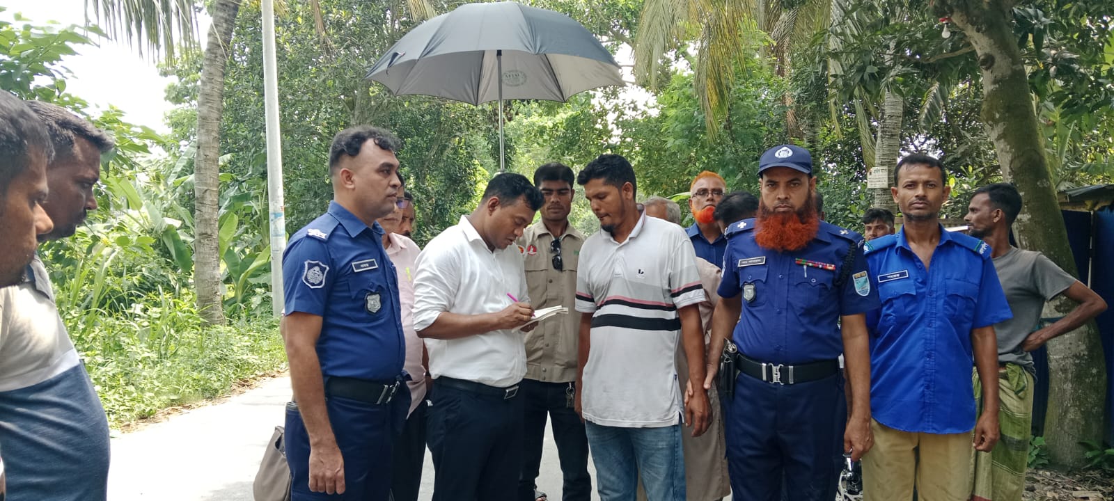 Two veku traders fined Tk 90,000 for illegally cutting land in Kotalipara