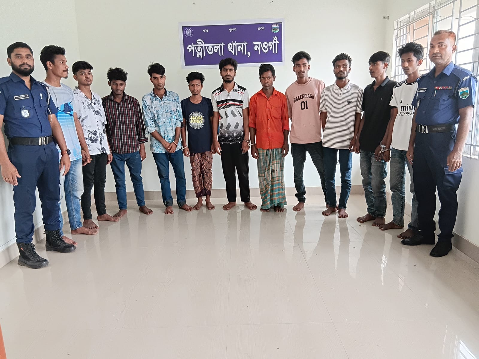 Special anti-drug operation in Naogaon: 11 people arrested in Patnitala, sentenced in mobile court