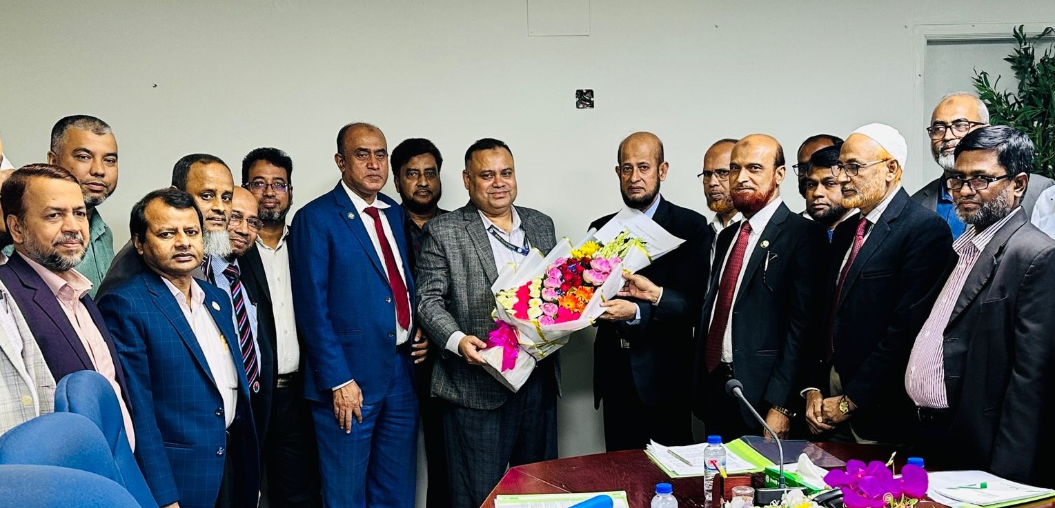 Mohammad Zahir Hossain visited Islami Bank Foundation