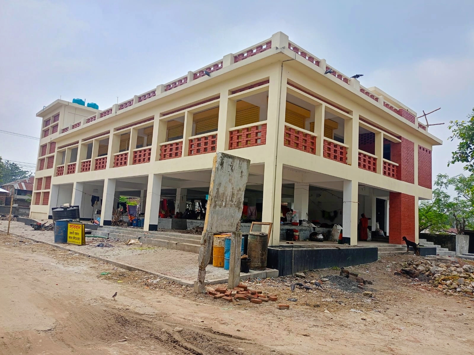 Rural market infrastructure, Multi-storey buildings
