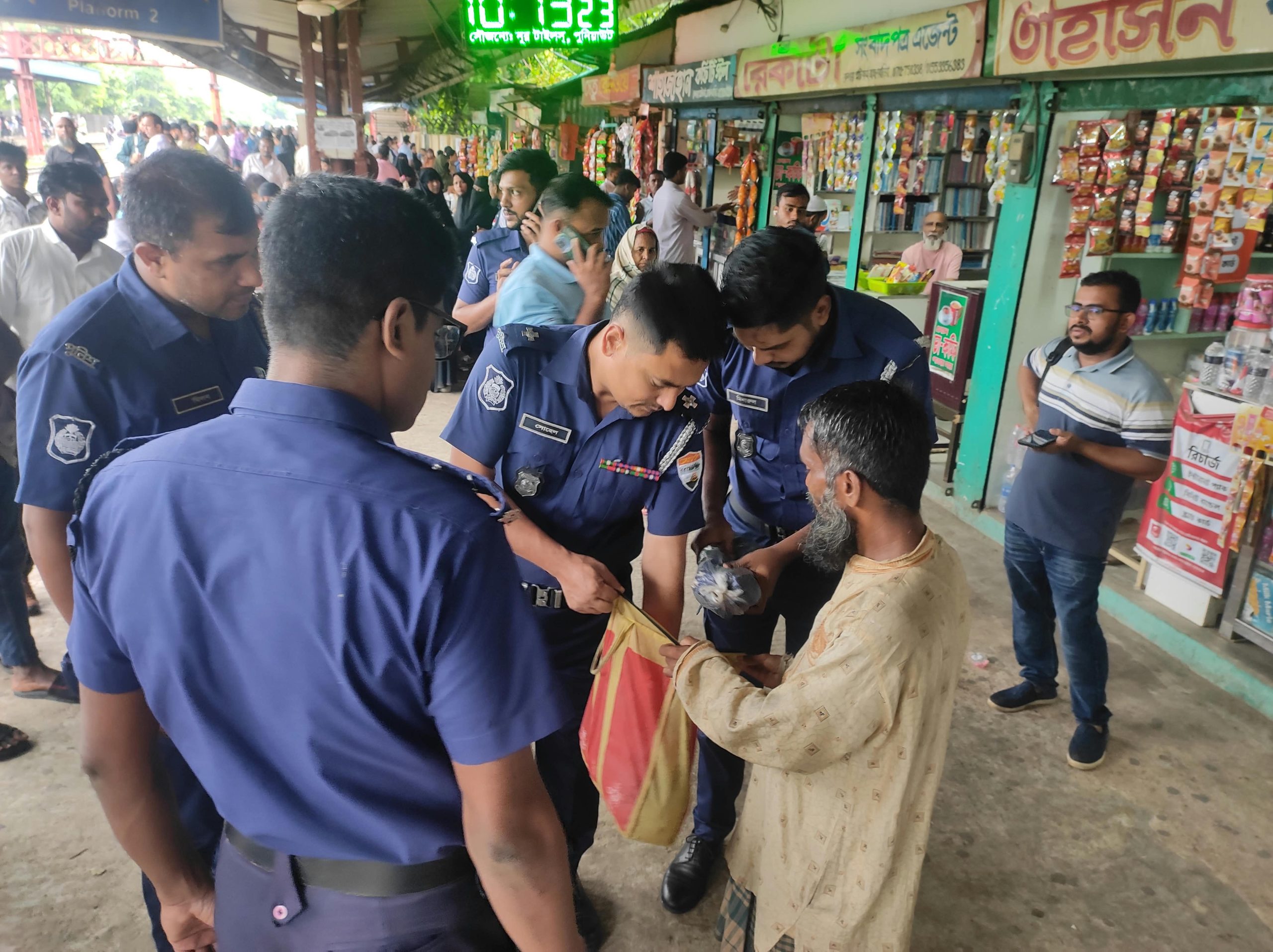 Police conduct extensive search at Brahmanbaria railway station for passenger safety